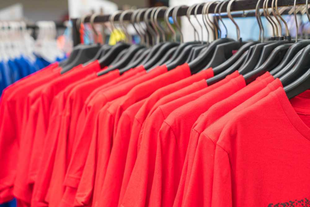 Advantages of buying sportswear in bulk